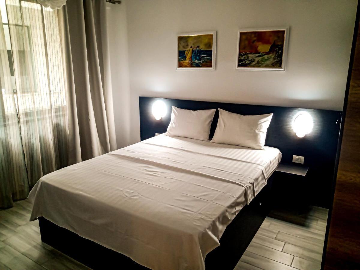 Ric Apartament Năvodari Extérieur photo