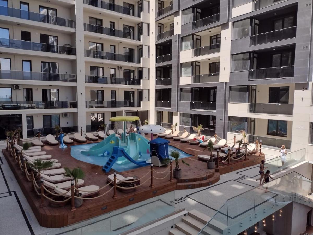 Ric Apartament Năvodari Extérieur photo
